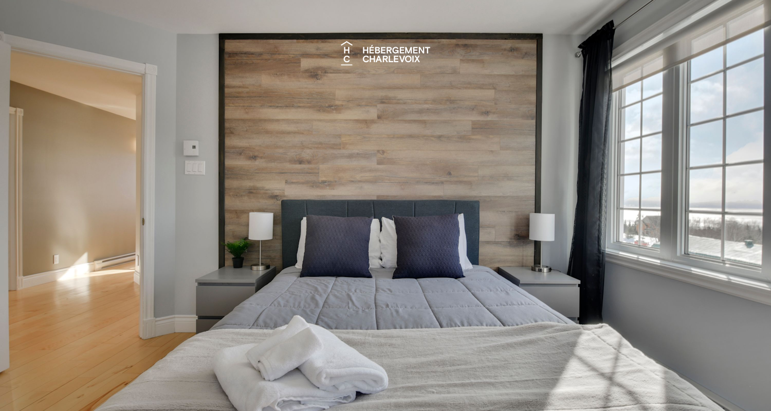 MAR-17 - Terrasse sur le toit avec vue sur le fleuve.